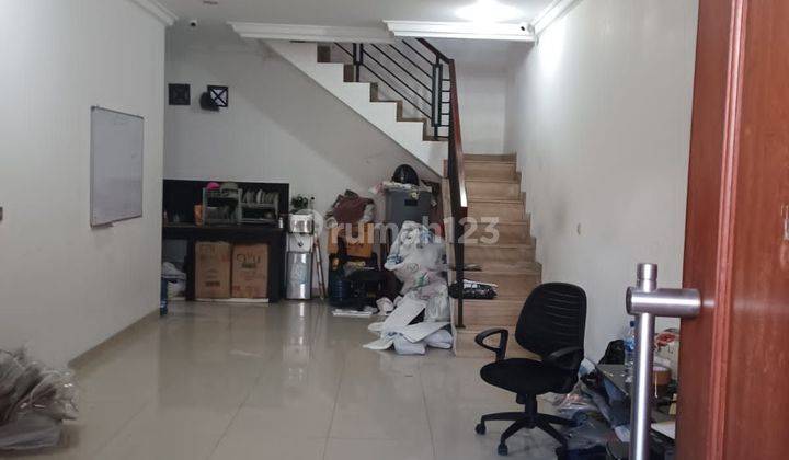 Rumah Siap Huni Di Blok M Harga 2,6 Milyar. Nego 2