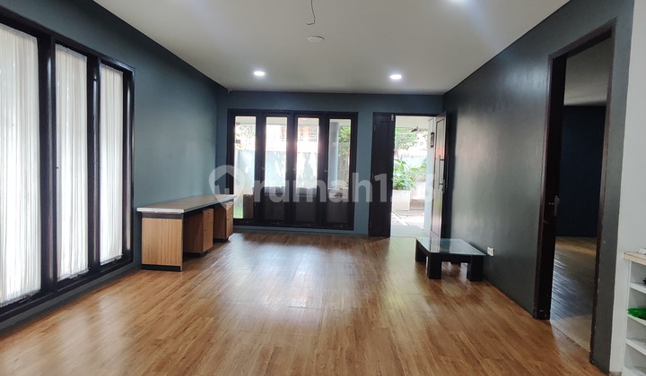 Parkir Luas-bisa Buat Kantor - Haji Nawi Dekat Blok M - Harga 195 Juta Per Tahun - Parkir Luas-bisa Buat Kantor - Haji Nawi Dekat Blok M - Harga 195 Juta Per Tahun -