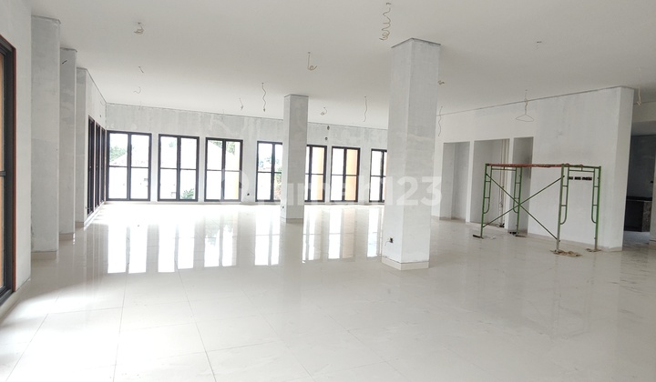 New Building - Area 1890 / 1470, Rent Price 2.2 Billion - Spacious Parking - New Building - Area 1890 / 1470, Rent Price 2.2 Billion - Spacious Parking -