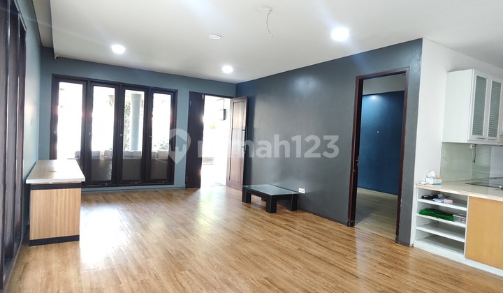 Parkir Luas-bisa Buat Kantor - Haji Nawi Dekat Blok M - Harga 195 Juta Per Tahun - 2