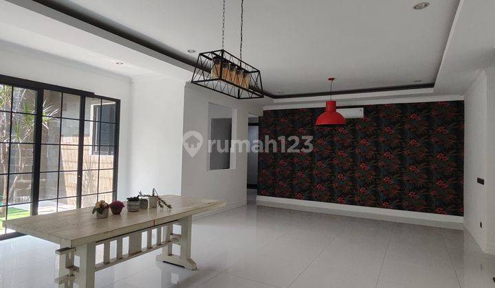 Rumah Bagus-Dekat Citos-Harga 240 Juta Per Tahun-Kamar Luas- 1