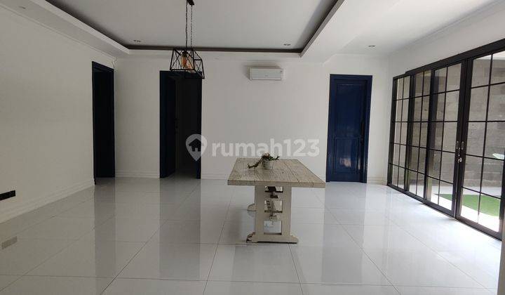 Rumah Bagus-Dekat Citos-Harga 240 Juta Per Tahun-Kamar Luas- 2