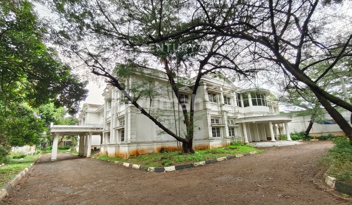 For Sale Plot and Building in Kemang, South Jakarta Va17