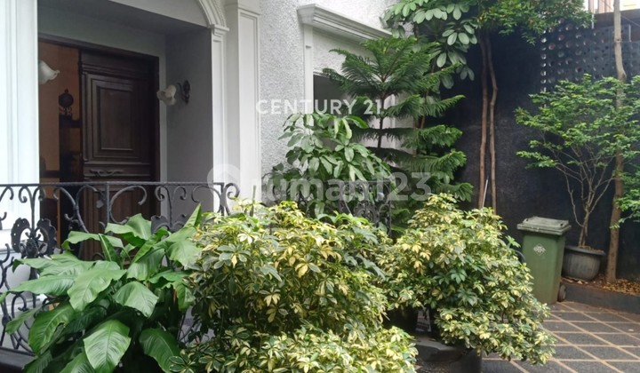 Jual Rumah Classic Di Bawah NJOP Exclusive Area Di Pondok Indah 