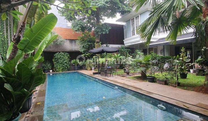 Dijual Rumah Mewah Rasa Villa di Menteng Bintaro Tangsel 1