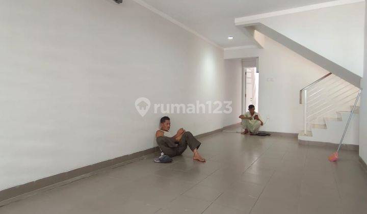  Disewakan Rumah Cakep Siap Huni di Bintaro Kebayoran Sektor 7  9