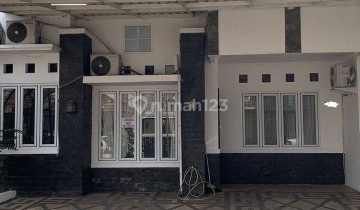 Disewakan Rumah Bersih Siap Huni Semi Furnish Di Graha Bintaro 1