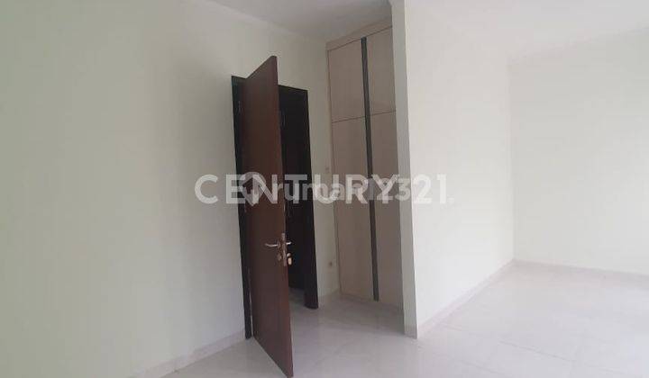 Hot Sale Rumah Cantik Hommy Siap Huni Discovery Sektor 9 Bintaro  2