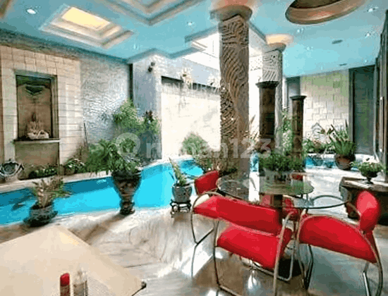 Rumah Mewah Full Furnished Nuansa Tropis di Pondok Indah Jaksel 2