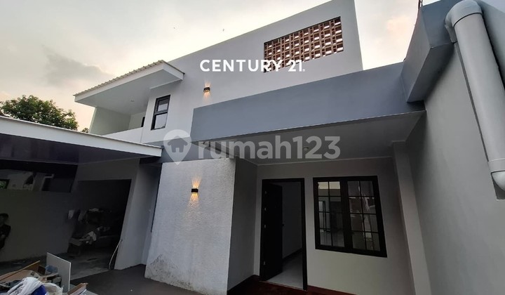Brand New Fully Renovated House in Sector 1 Bintaro, Land Area 17748 2