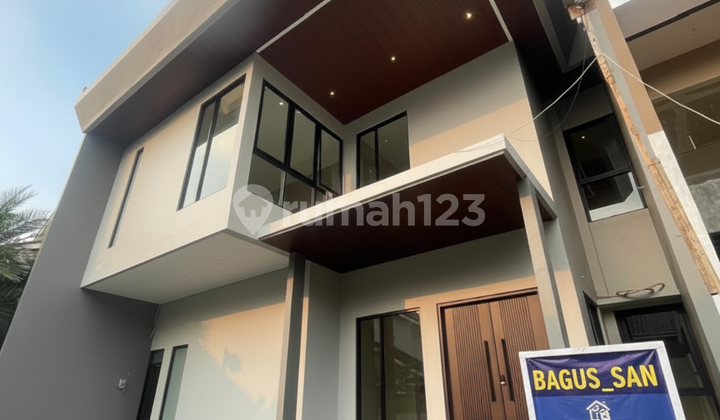 Rumah Baru LT 324M2 Ada Swim Pool di Kebayoran Bintaro Sektor 7