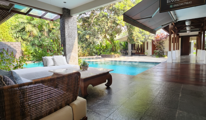 Sell Tropical Modern, Spacious Villa-like House in Cilandak, South Jakarta