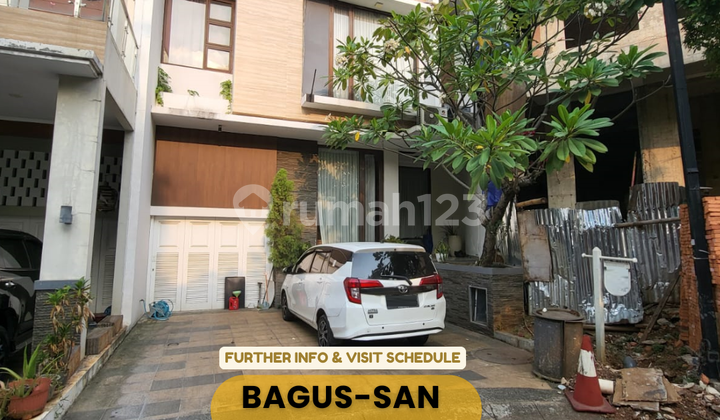 HOT SALE Rumah Siap Huni Ada  Swim Pool Di Kebayoran Bintaro 