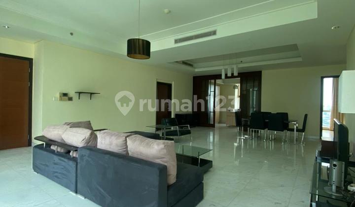 Apartement The Peak Sudirman 3 BR Furnished Bagus 2