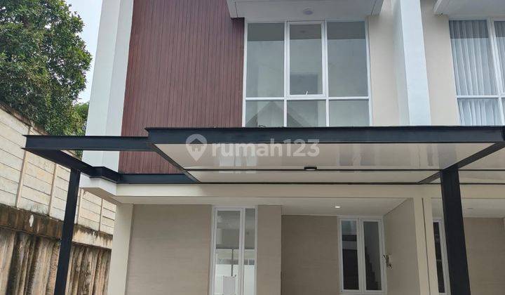 Rumah 3 Lantai Baru Unfurnished SHM 1