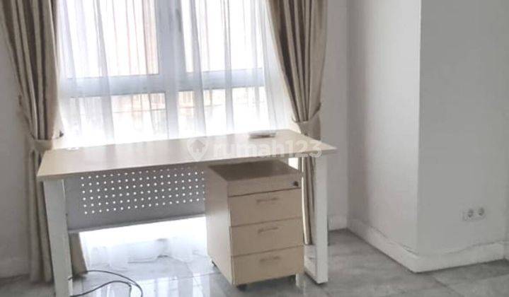 Disewakan Apartemen Pavillion Dengan 3BR Furnished 2