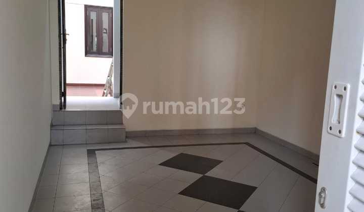 Disewakan Rumah di area Menteng, Jakarta Pusat 2