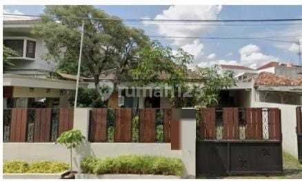 DIJUAL 2 Rumah sekaligus di area Menteng, jakarta pusat SHM 2