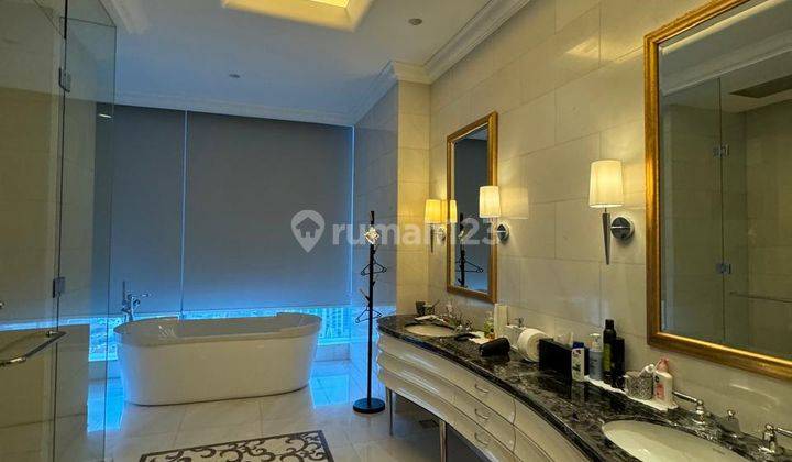 Apartement Raffles Residences 4 BR Furnished Bagus 2