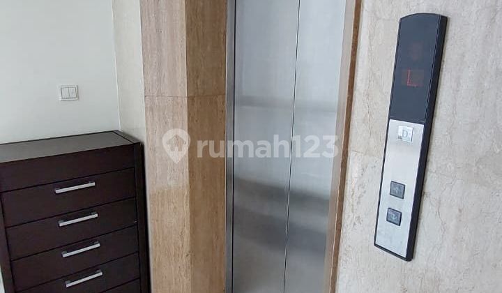 Disewakan apartemen The Peak sudirman 2 kamar tidur dan furnished