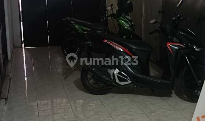 FOR SALE QUICK !! 23-Room Boarding House in Senen, Central Jakarta 2