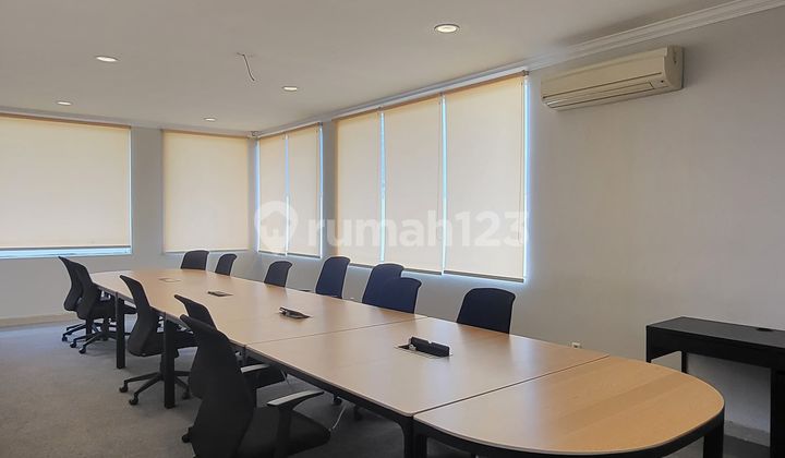 Disewakan rumah strategis di Menteng, Jakarta pusat  2