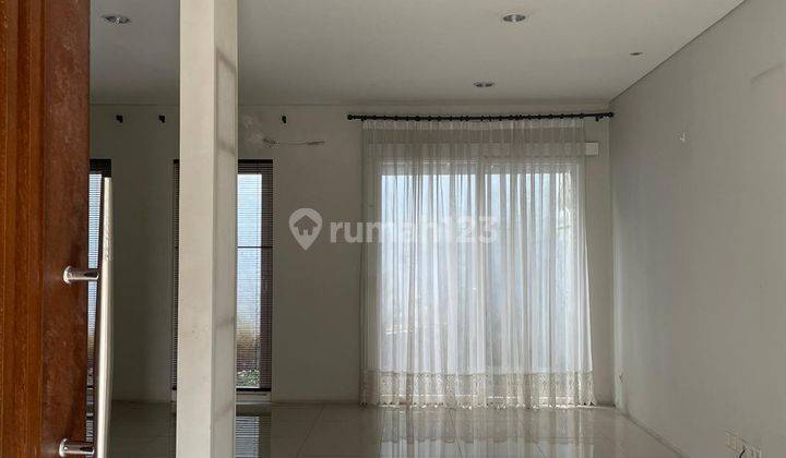 Rumah 2 Lantai Bagus Semi Furnished SHM di Puri Padi Residence Bintaro Tegal Rotan , Tangerang Selatan 2