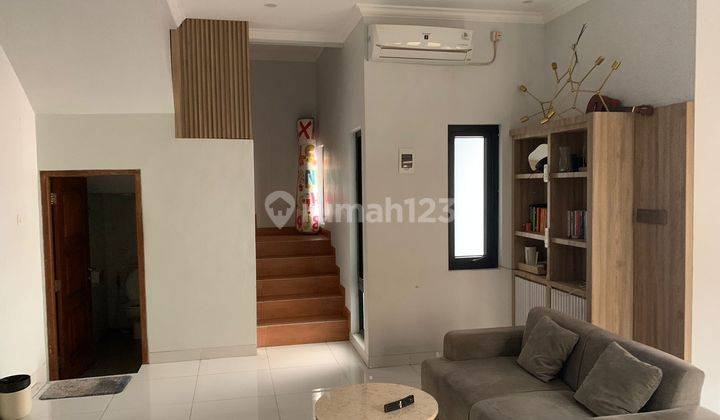 Rumah dijual Furnish Bintaro Sektor 5 Gapura Menteng 3 lantai 1