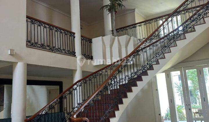 Rumah Disewa di Menteng Teuku Umar Jakarta Pusat Semi Furnish 2