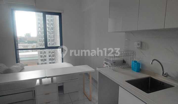 Sky House Alam Sutera Studio Apartment for Sale, Semi-Furnished, Good Condition 2