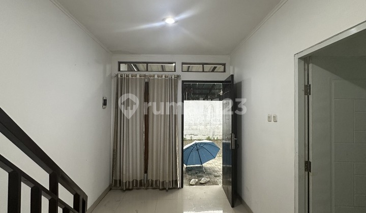 Rumah dijual di Cluster Benda Baru Pamulang Serua siap huni bebas banjir