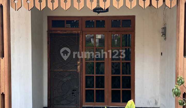 Affordable House in Taman Asri Cipadu Larangan Ciledug Flood-Free Near Bintaro 2