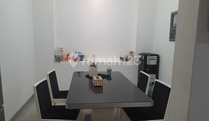 Rumah Siap Huni di Maleo, Sektor 9 2