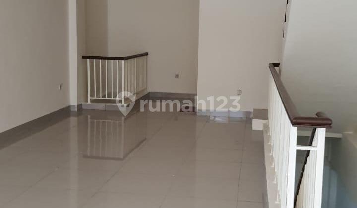 For Rent: Shop House in Greenlake City 2