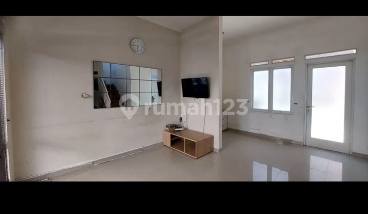 Villa Gardenia Serpong Tangerang Selatan 2