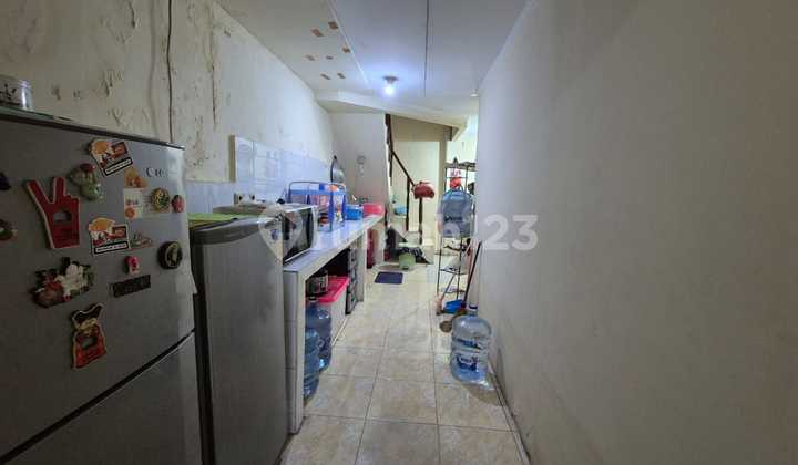 Rumah Sunter 1¼ Lantai