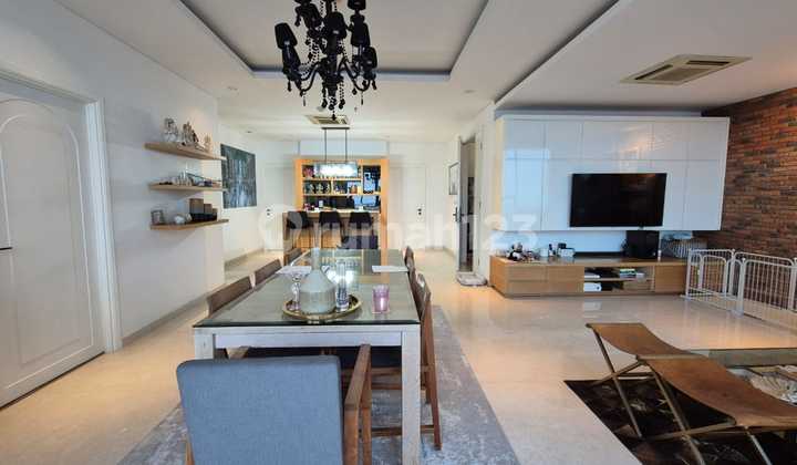 Apt Mewah Dengan Interior Design, Pemandangan Laut Yang Cantik