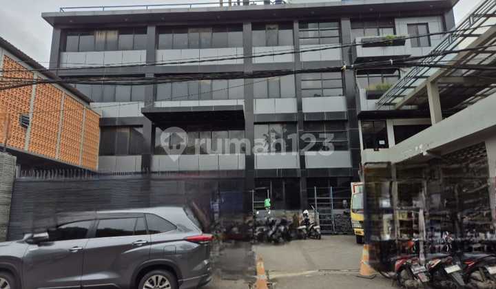 Gudang & Kantor Mewah di Sunter