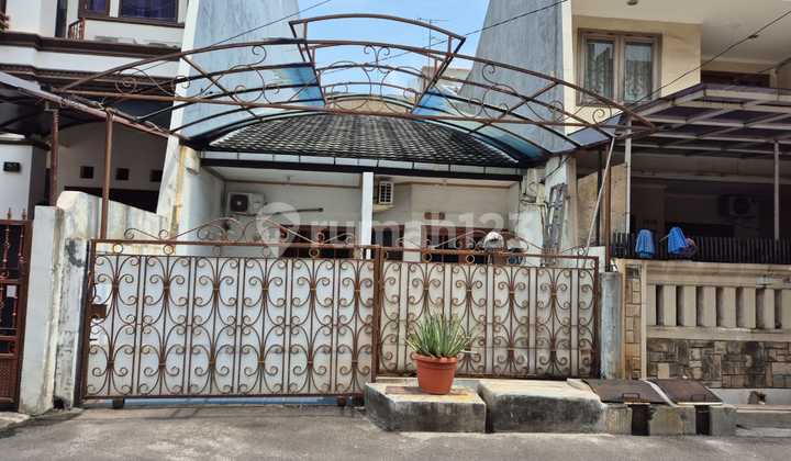 Rumah Sunter 1¼ Lantai