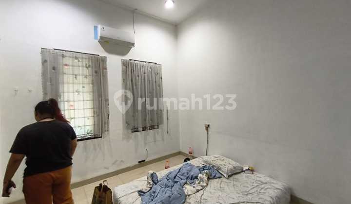 For Rent, 2-Story House, in Sunter,