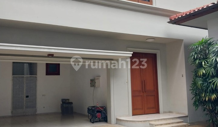 SPECIAL RATE !!!! Rumah di Komplek ,Bagus,Kemang, Jakarta Selatan