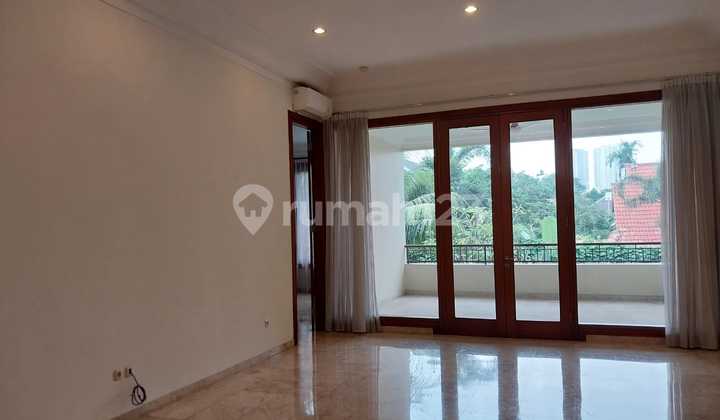 Quiet Area ,House  In The Compund,Kemang, Jakarta Selatan 2