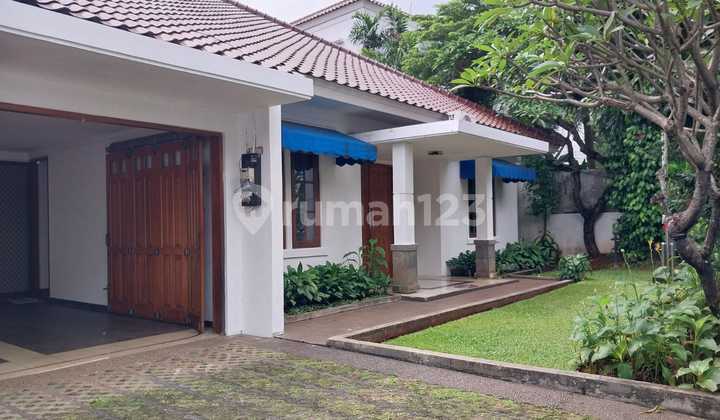 Sipa Huni,Loaksi Tenang, Bebas Banjir, Kemang , Jakarta Selatan