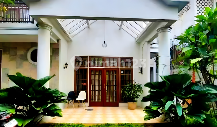 Newly Renovated, Semi-Furnished, Cilandak, South Jakarta