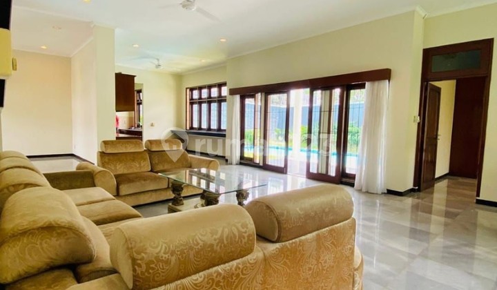 Boleh buat kantor ,newly renovated ,Kemang, Jakarta Selatan 2