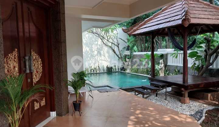 Balinese Style House, Pondok Indah, South Jakarta Balinese Style House, Pondok Indah, South Jakarta