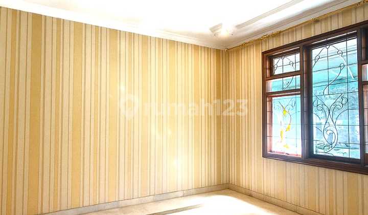 Dijual Rumah di jalan limau jakarta selatan 2