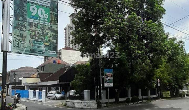 Rumah Di Jalan Dr Cipto Mangunkusumo, Mangkubumen Surakarta 1