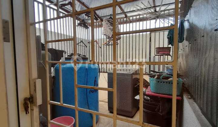 Dijual rumah sudut di Cluster Beryl Graha Raya Bintaro 2