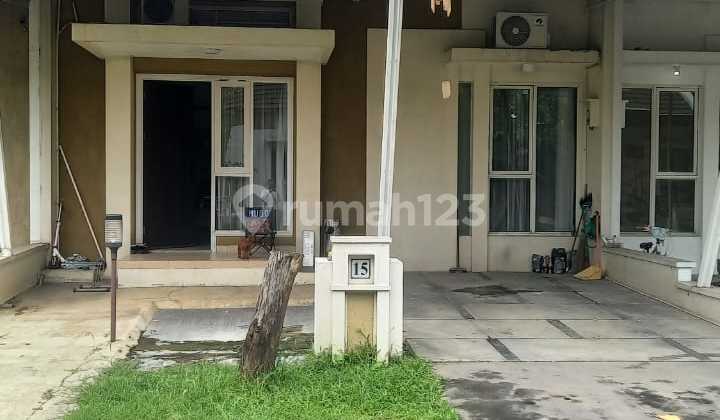 In a Ready-to-Occupy House in Surva Sutera, Tangerang.